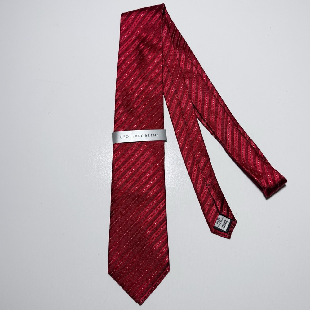 Geoffrey Beene Red Stripe Tie
